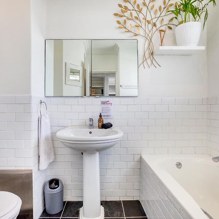 Backup-Powered Bantry Bay View 2 Bed Apartment Le Cap Extérieur photo