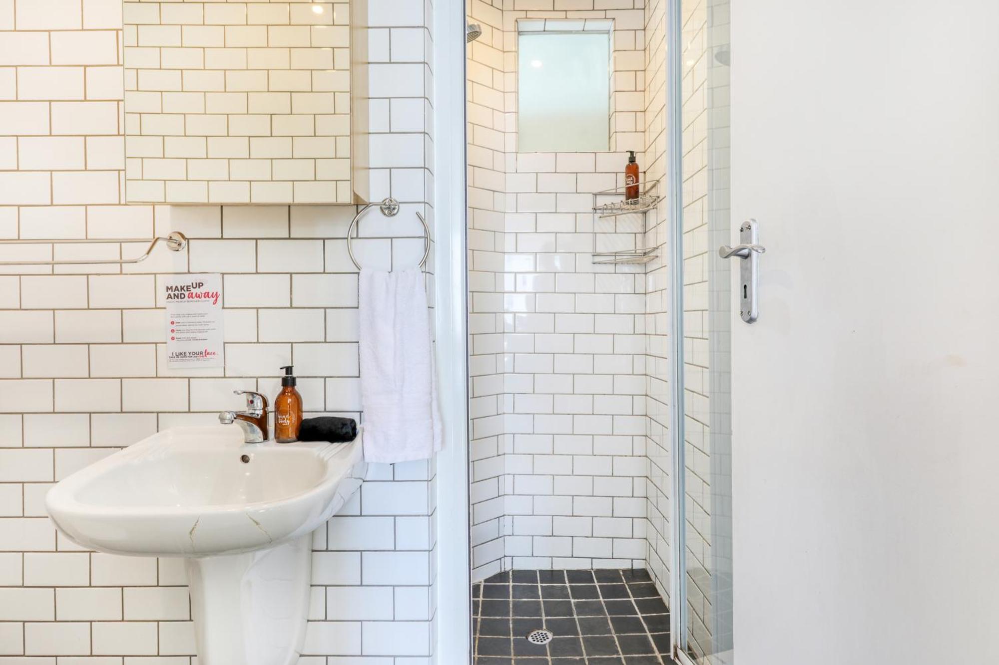 Backup-Powered Bantry Bay View 2 Bed Apartment Le Cap Extérieur photo